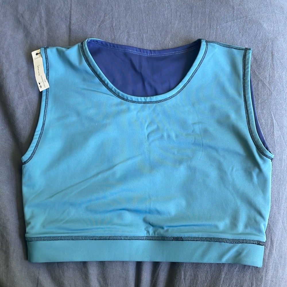 Hirsuit by Otherwild reversable swim top size L